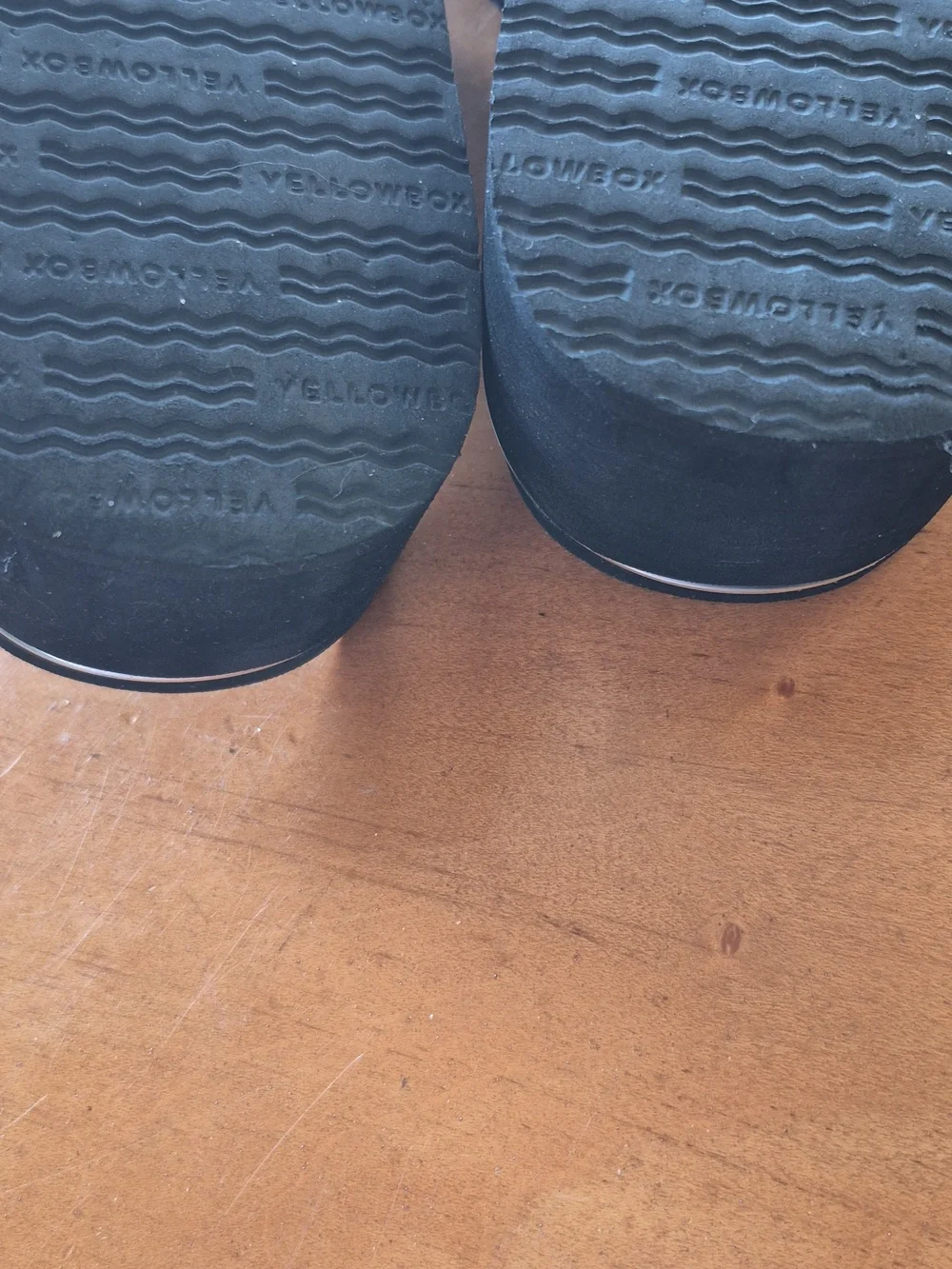 Yellowbox Crystal Embellished Black Women's Platform Flip Flops - Sz 8.5 - Picture 10 of 10